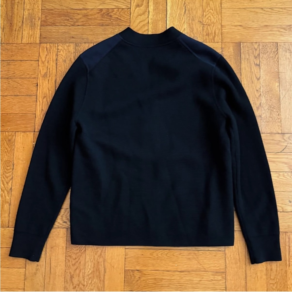 New-COS
Color-Block Paneled Wool Cardigan - Picture 8 of 14